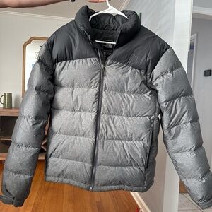 Men’s north face puffer